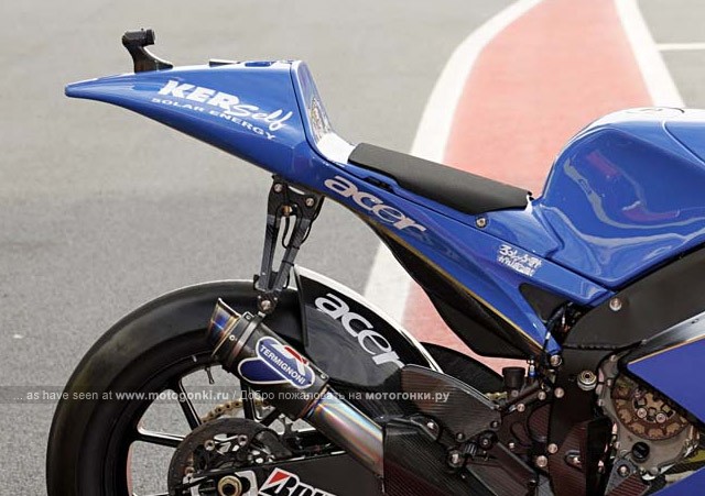 Bullet-Cam на хвосте Yamaha YZR-M1 Валентино Росси
