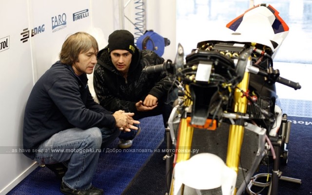 BMW Motorrad: Рон и Леон Хезламы