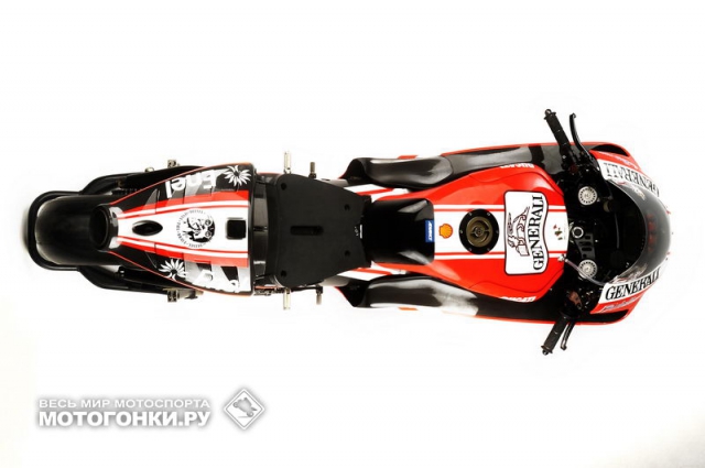 Marlboro Ducati: Nicky Hayden, Ducati Desmosedici GP11