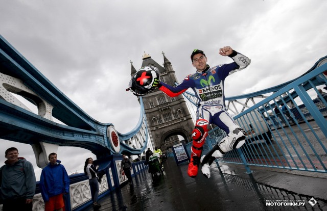 MotoGP 2015 British GP 12th Round: Лоренцо совершает прыжок через Тауэрский мост