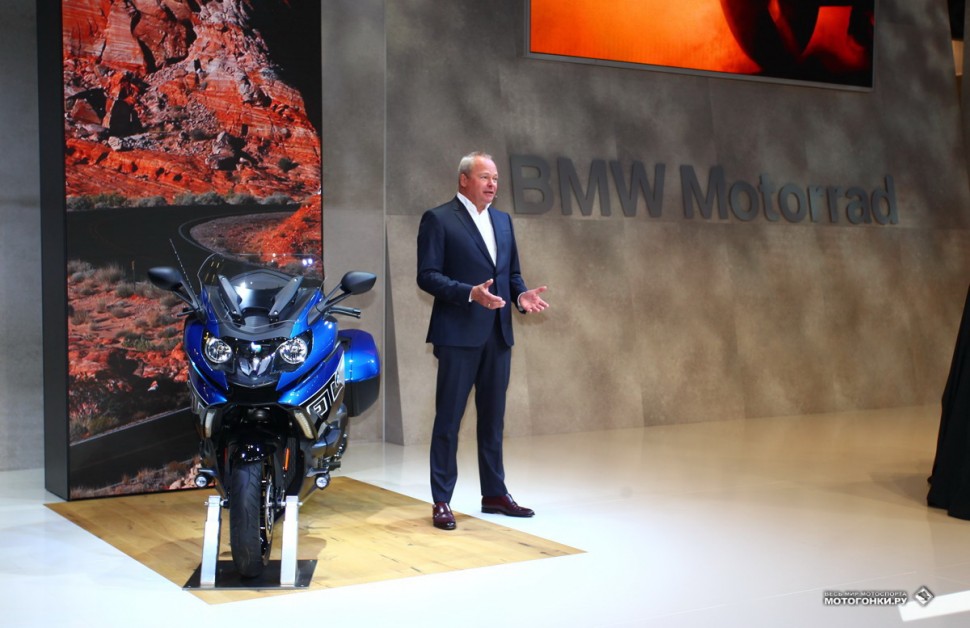INTERMOT-2016: Кельнский мотосалон - презентация BMW Motorrad - Штефан Шаллер