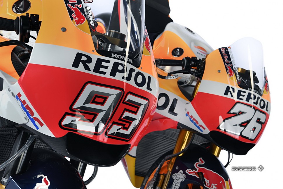 MotoGP - Honda RC213V (2018): обратите внимание на совершенно разный дизайн обтекателей для Маркеса и Педросы