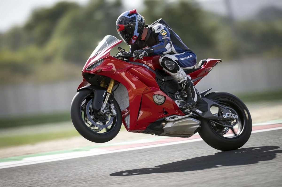 Ducati V4 S (2025) Ducati V4 S (2025)