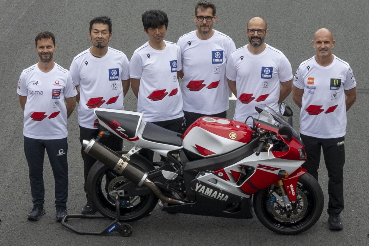 Yamaha YZF-R7 (1999) был выбран единогласно сотрудниками компании как самый важный мотоцикл японского завода в истории мотоспорта Yamaha YZF-R7 (1999) был выбран единогласно сотрудниками компании как самый важный мотоцикл японского завода в истории мотоспорта