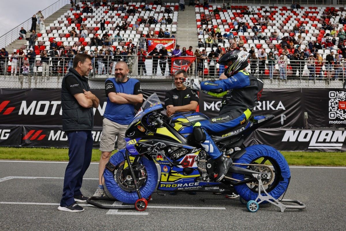 2 этап чемпионата России по кольцевым мотогонкам A5Motors Motoring 2025 на Moscow Raceway 2 этап чемпионата России по кольцевым мотогонкам A5Motors Motoring 2025 на Moscow Raceway
