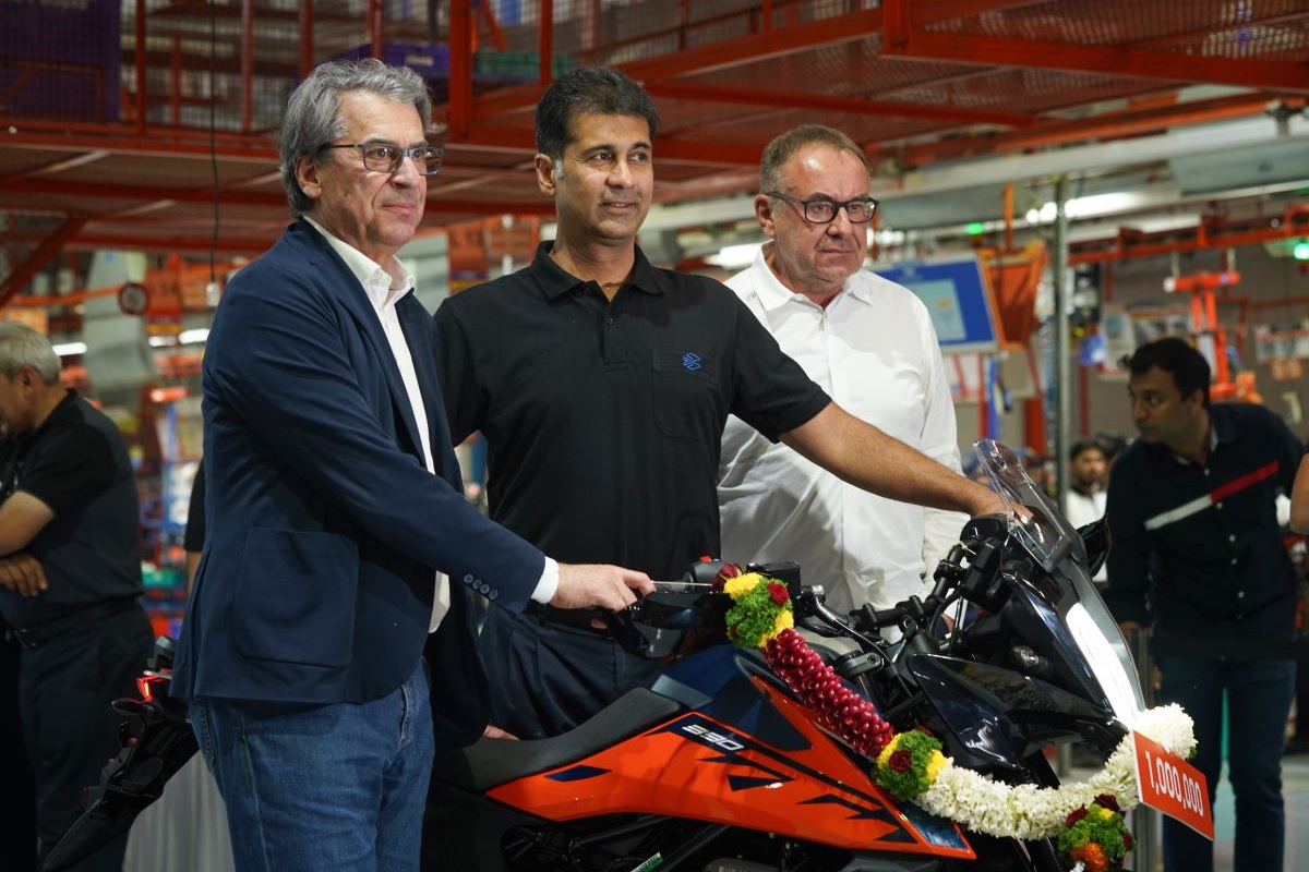 Индийский гигант Bajaj второй раз спасает KTM от краха Индийский гигант Bajaj второй раз спасает KTM от краха