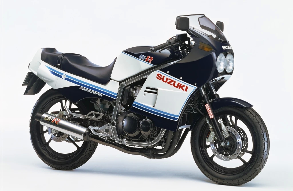 Suzuka GSX-R400 (1984) Suzuka GSX-R400 (1984)