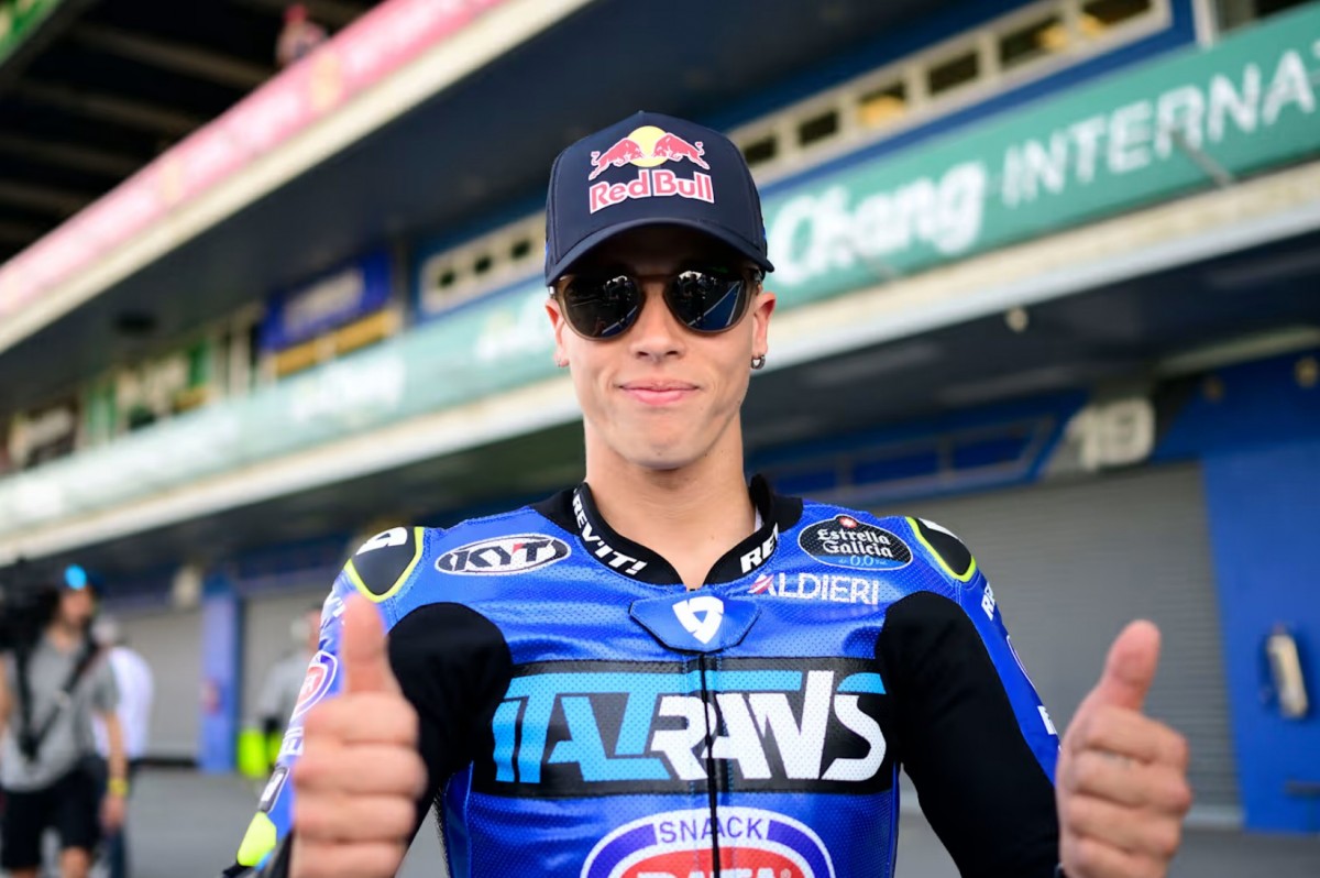 Диого Морейра, чемпион Moto2 2025 года Диого Морейра, чемпион Moto2 2025 года