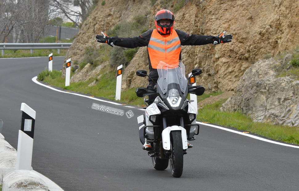 Мотоциклисты - крутые ребята Мотоциклисты - крутые ребята