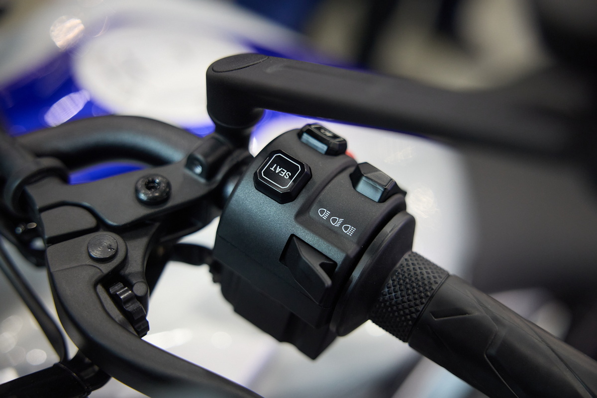 Новый Zontes 703T на выставке Мотовесна 2026 - новый левый пульт Новый Zontes 703T на выставке Мотовесна 2026 - новый левый пульт