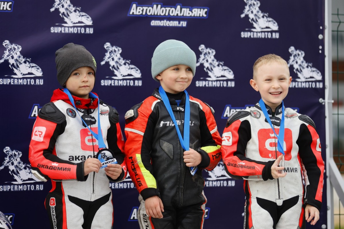 Supermoto и Минимотард: 1 этап чемпионата на NRing Supermoto и Минимотард: 1 этап чемпионата на NRing