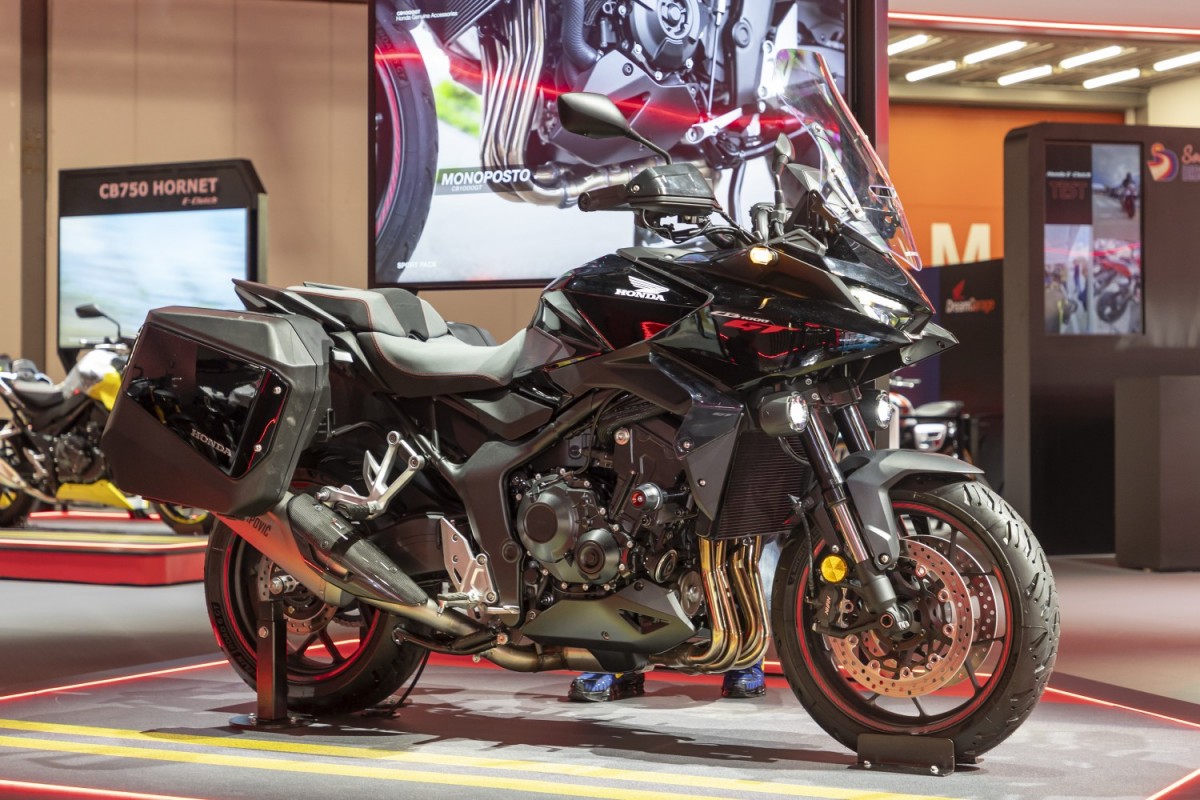 Honda CB1000GT Sport - Миланский Мотосалон EICMA 2025 Honda CB1000GT Sport - Миланский Мотосалон EICMA 2025