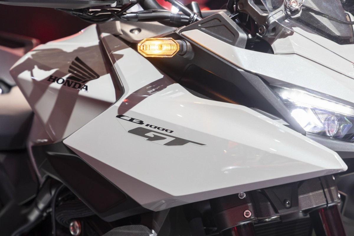 Honda CB1000GT Sport - Миланский Мотосалон EICMA 2025 Honda CB1000GT Sport - Миланский Мотосалон EICMA 2025