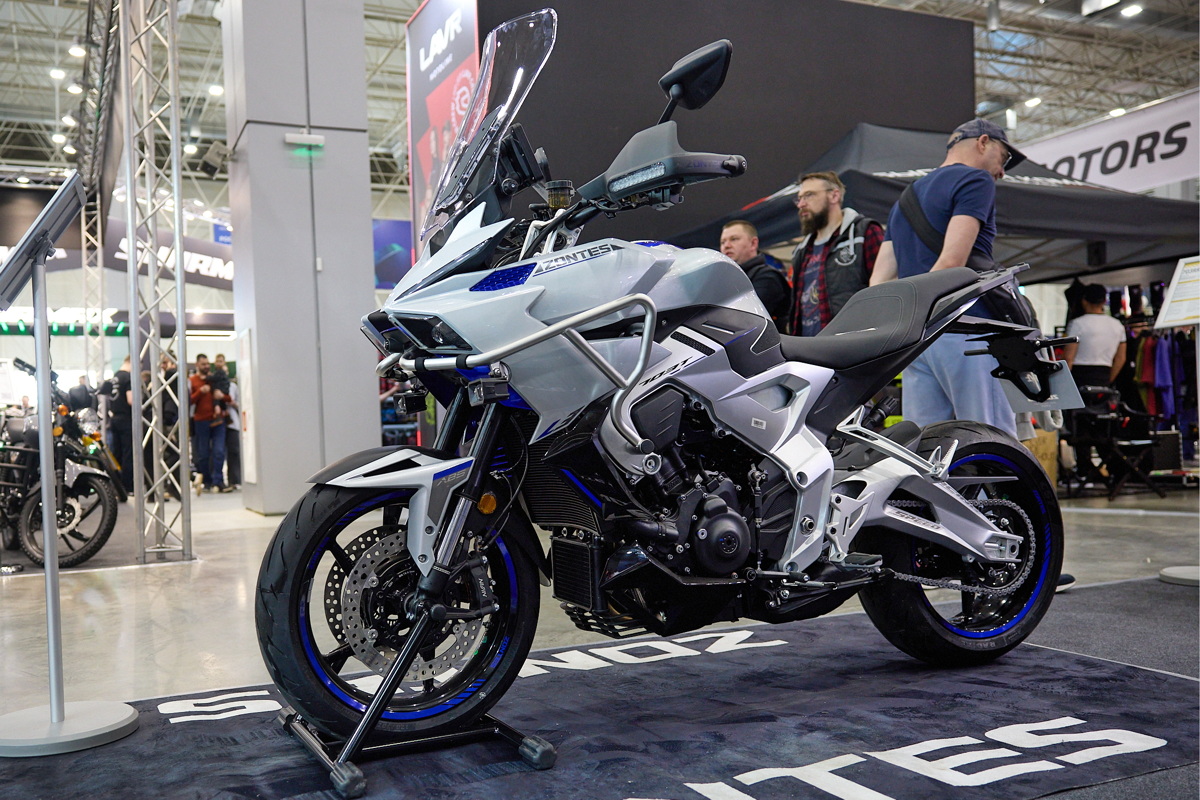 Новый Zontes 703T на выставке Мотовесна 2026 - все детали Новый Zontes 703T на выставке Мотовесна 2026 - все детали