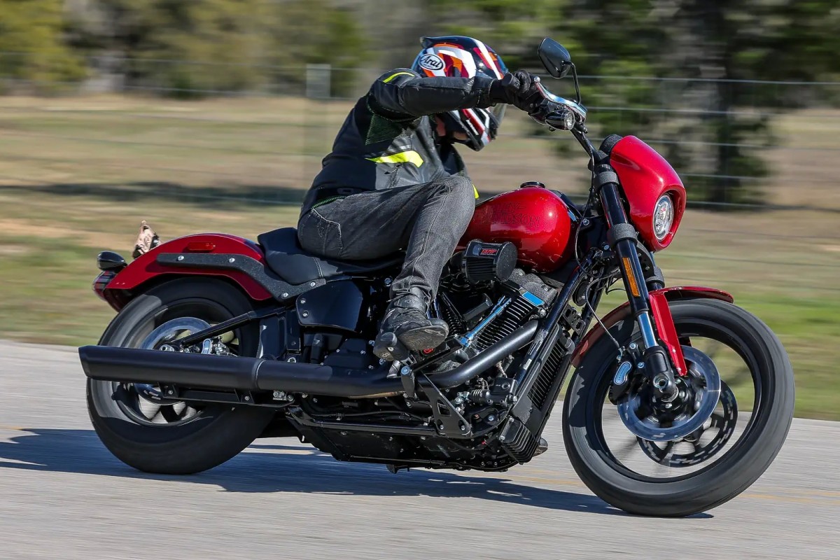 Тест-драйв Harley-Davidson Low Rider S (2025) Тест-драйв Harley-Davidson Low Rider S (2025)