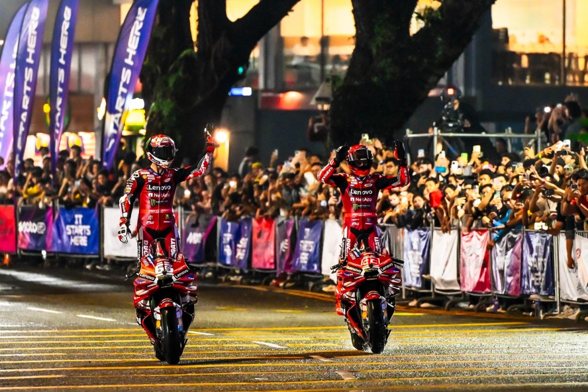 Особые моменты презентации MotoGP 2026 в Куала-Лумпуре: прибытие Ducati Lenovo Team Особые моменты презентации MotoGP 2026 в Куала-Лумпуре: прибытие Ducati Lenovo Team