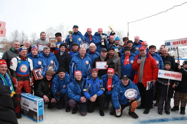 Мотогонки на льду: Кубок среди ветеранов в Луховицах, 23 февраля 2013