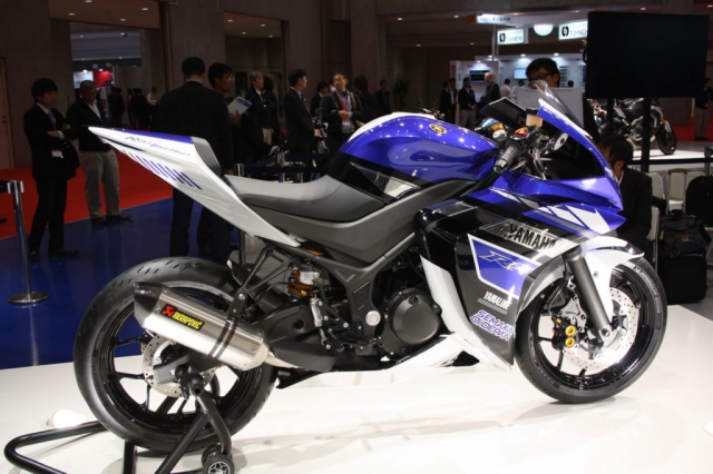Yamaha R25: говорят, сам Валентино Росси приложил руку к его разработке