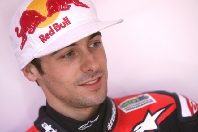 Юджин Лаверти выиграл гонку WSS в Катаре в 2009, готовится перейти в MotoGP в 2015