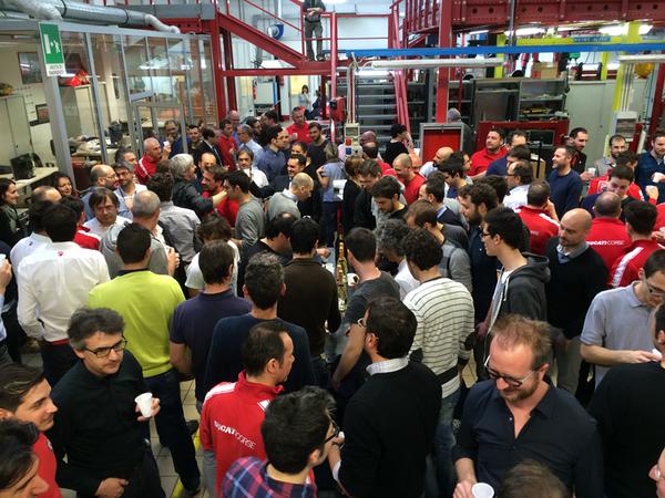 В штаб-квартире Ducati Corse в Борго-Панигале сегодня большой праздник