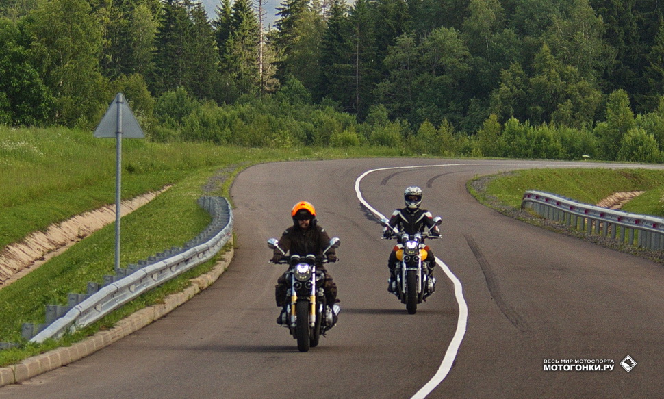 Параллельный тест Honda CB1100 RS и EX с Василием Кияновым
