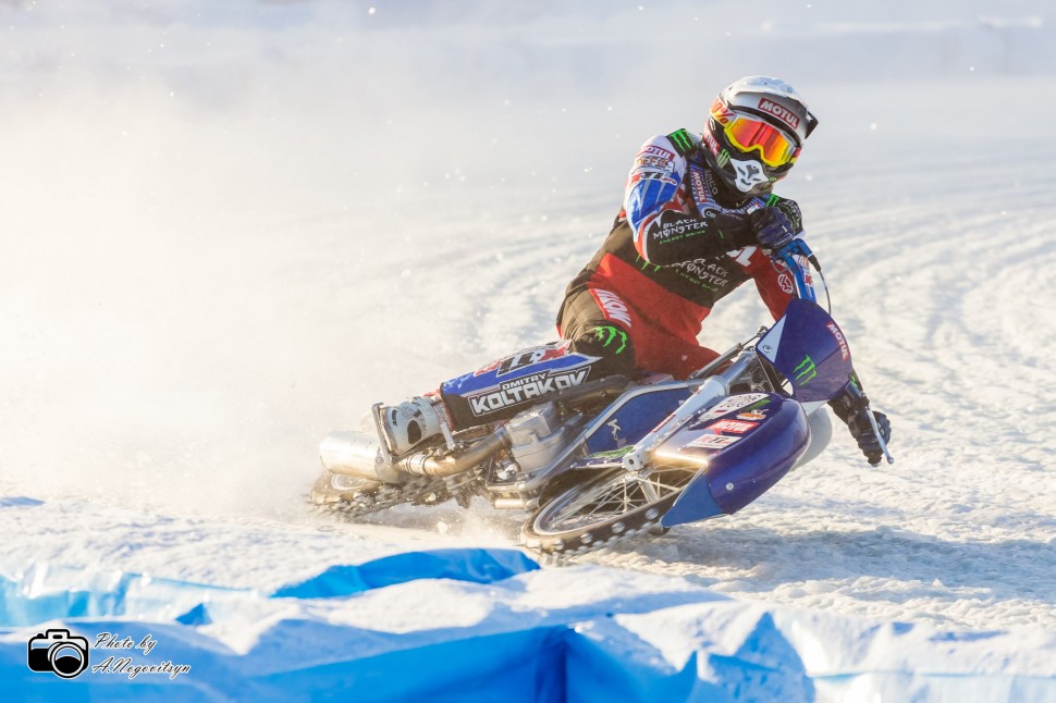 Дмитрий Колтаков - чемпион России по мотогонкам на льду 2018 года