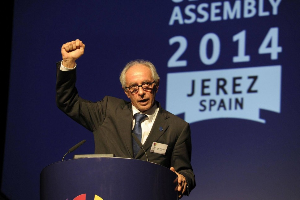 Вито Ипполито был переизбран Президентом FIM в 2014 году
