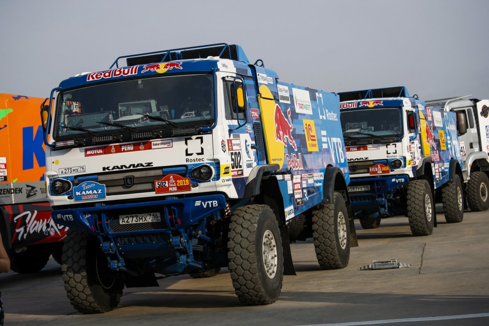 Новые КАМАЗ-43509 с рядными 6-цилиндровыми двигателями признаны годными для Дакар-2019!