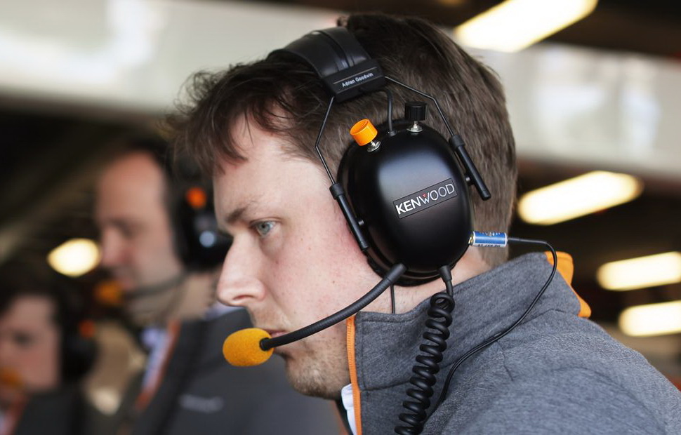 В Формуле-1 радиообмен между пилотом и командой - ключевая часть игры