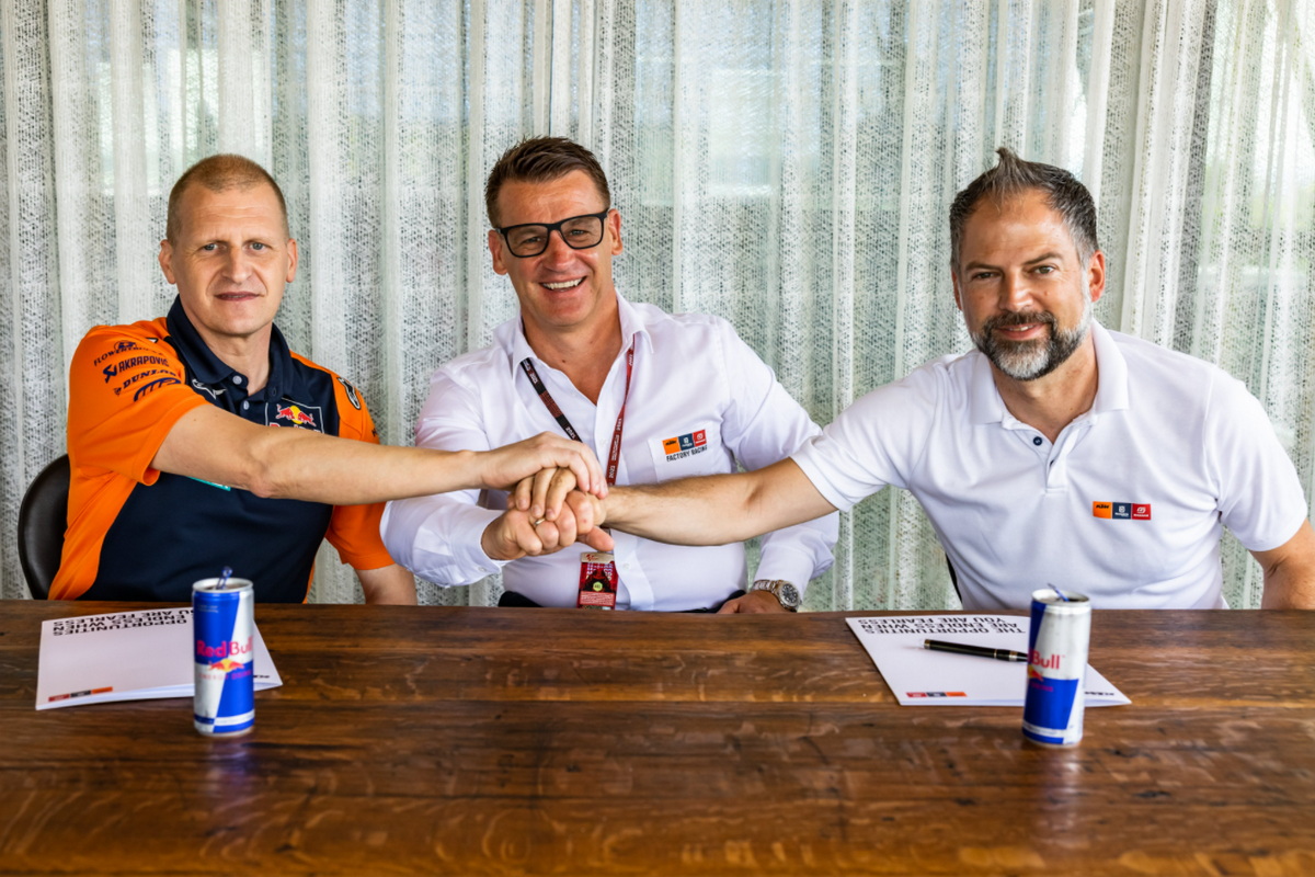 Аки Айо заключил свой 4-й контракт с KTM Factory Racing