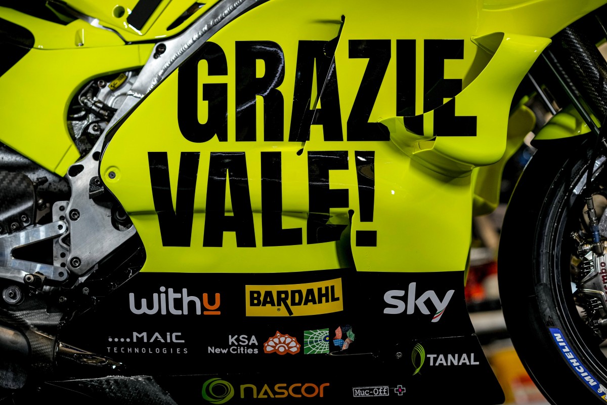 Sky Racing Team VR46 в особых цветах Grazie Vale!