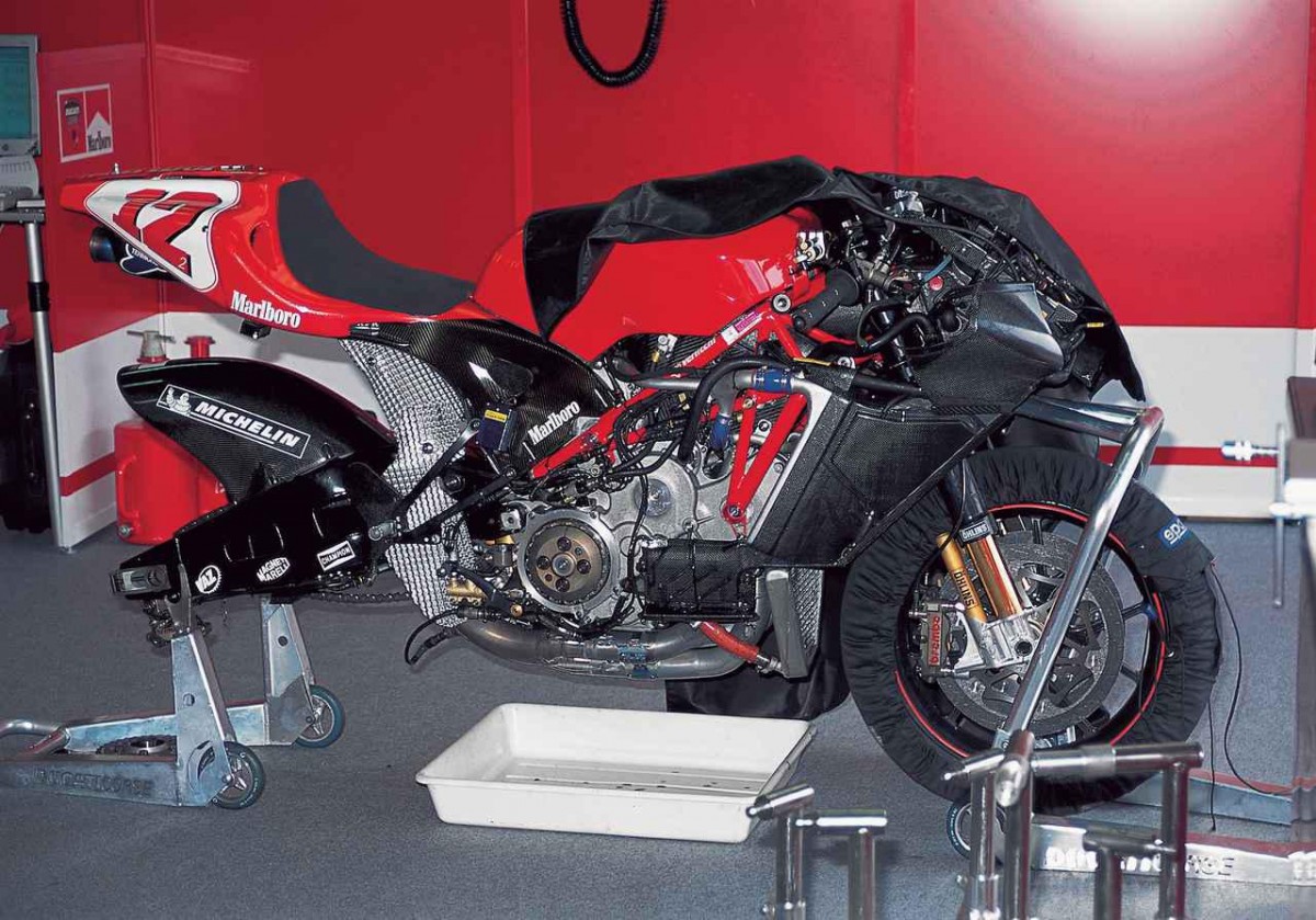 Уникальный прототип MotoGP Ducati Desmosedici GP03