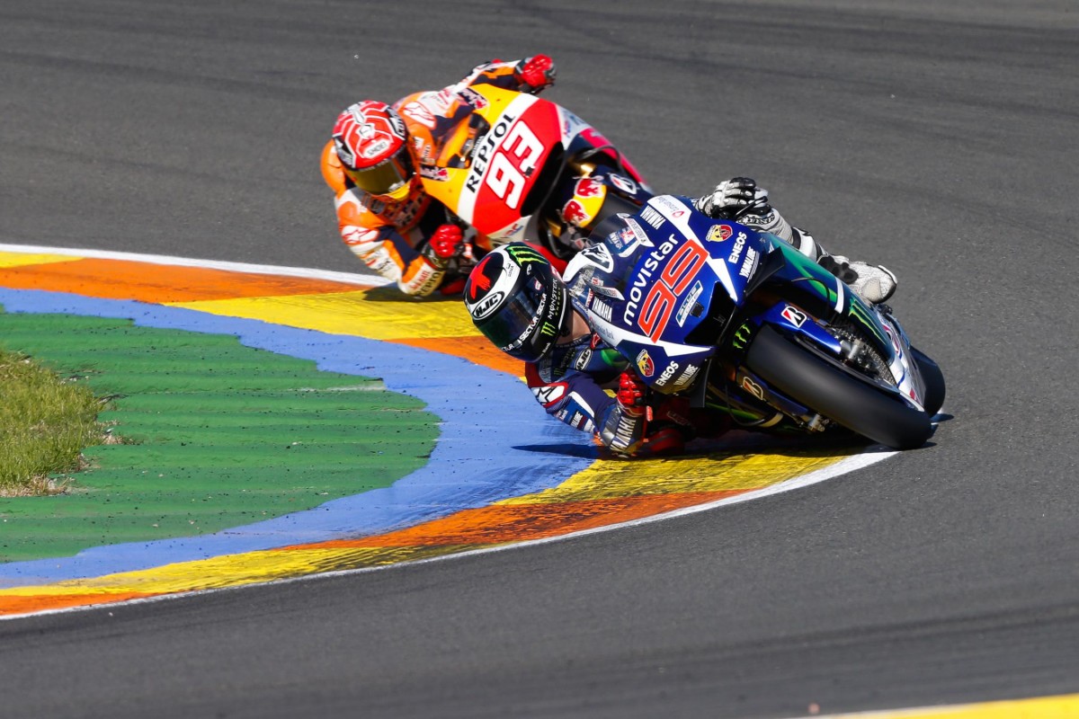 Гран-При Валенсии 2015 года: как Марк Маркес помог Хорхе Лоренцо стать 3-кратным чемпионом MotoGP