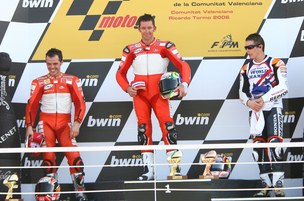 Трой Бейлисс - пилот Ducati по wildcard, победитель Гран-При Валенсии 2006 год