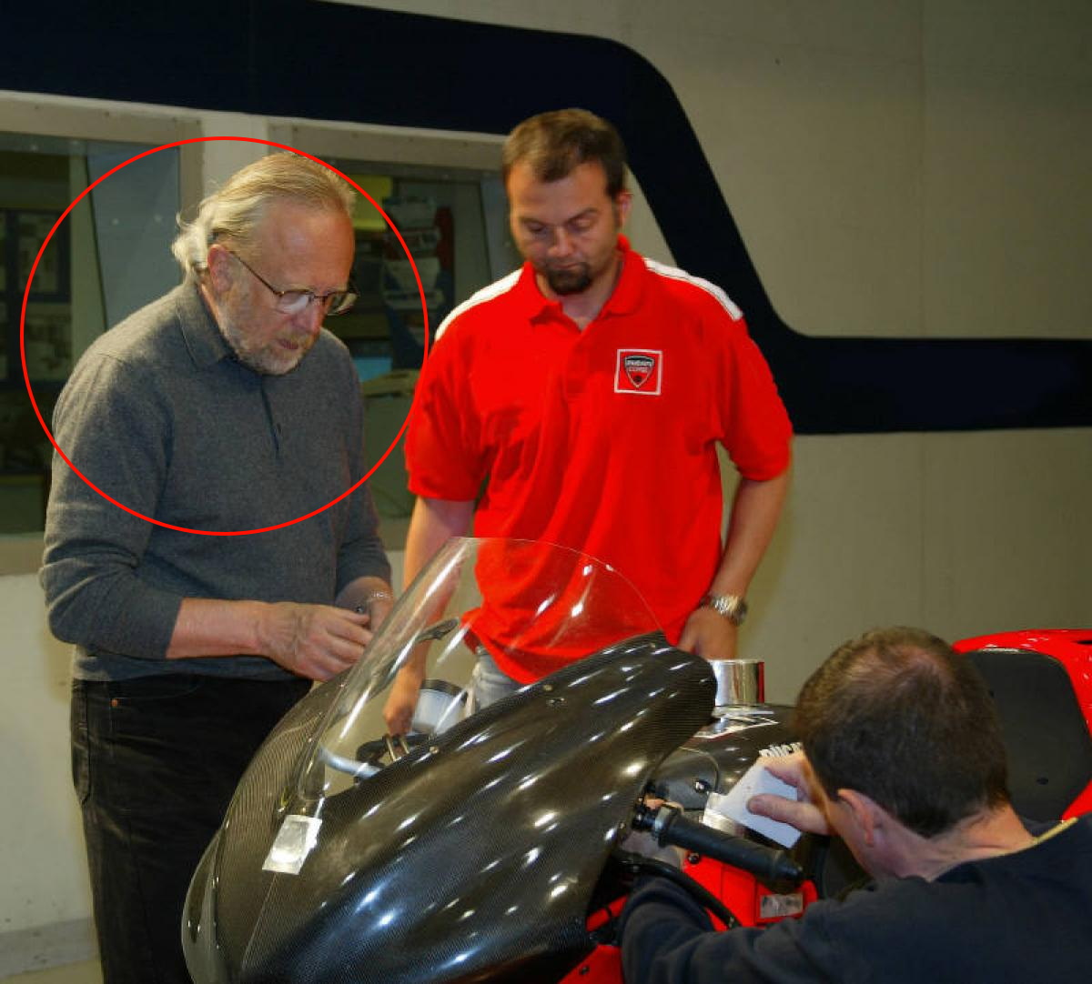 Алан Дженкинс работает над редизайном аэродинамического пакета Ducati