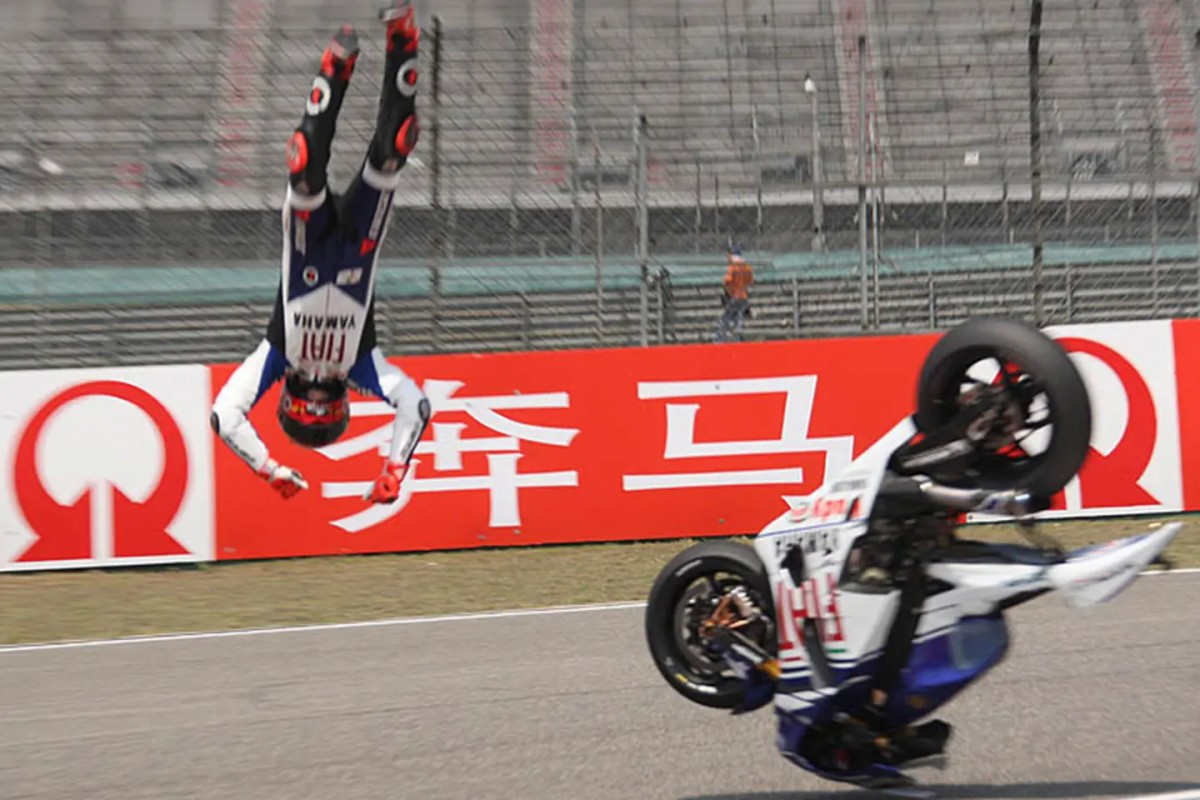 Хорхе Лоренцо поймал яркий хайсайд на практике Гран-При Китая 2008 года