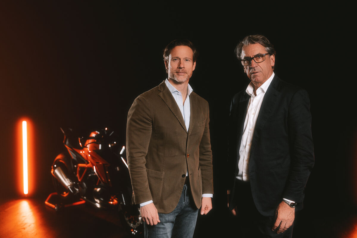 Новый президент KTM Готтфрид Ноймайстер и владелец компании Штефан Пирер Новый президент KTM Готтфрид Ноймайстер и владелец компании Штефан Пирер