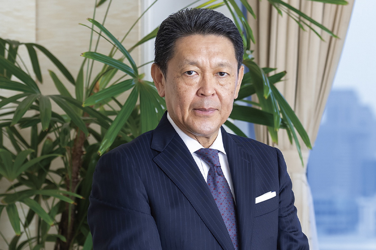 Исполнительный вице-президент Honda Motor Co. Синдзи Аояма Исполнительный вице-президент Honda Motor Co. Синдзи Аояма