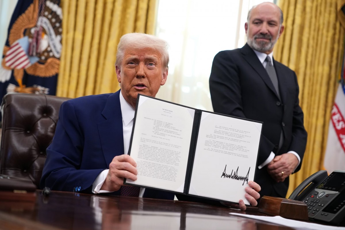 Указ подписан: с 3 апреля 2025 года в США начнут взимать 25% пошлины на импорт автомобилей Указ подписан: с 3 апреля 2025 года в США начнут взимать 25% пошлины на импорт автомобилей