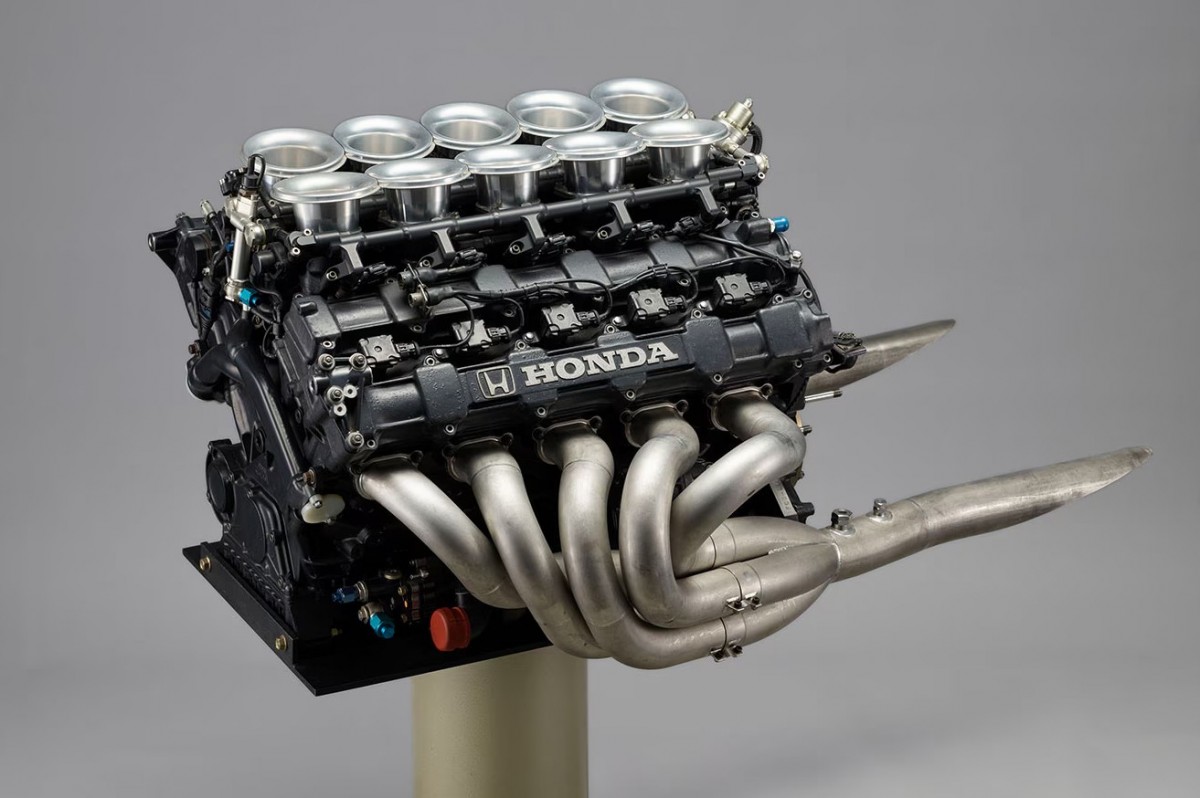 Двигатель Honda RA100R F1 Двигатель Honda RA100R F1