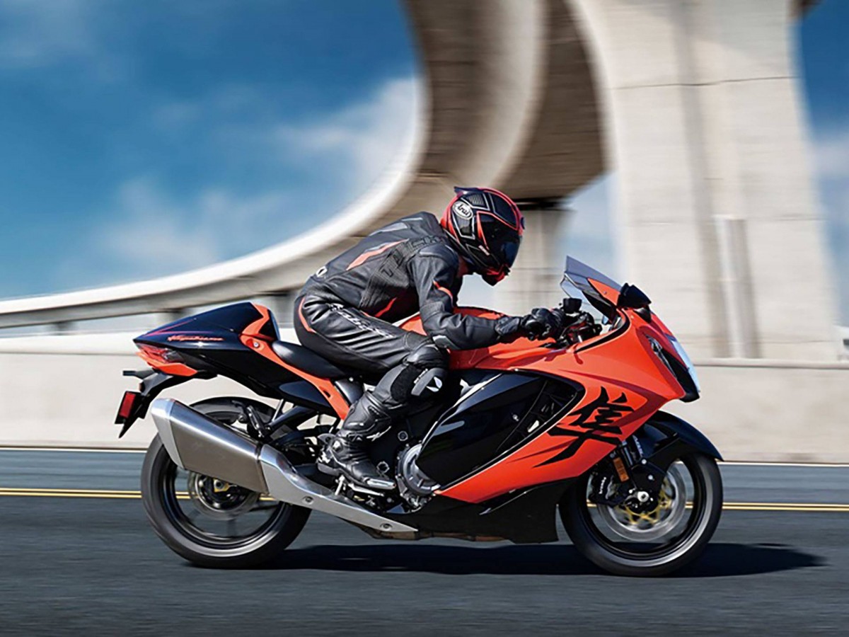 Suzuki Hayabusa GSX-R1300 Suzuki Hayabusa GSX-R1300