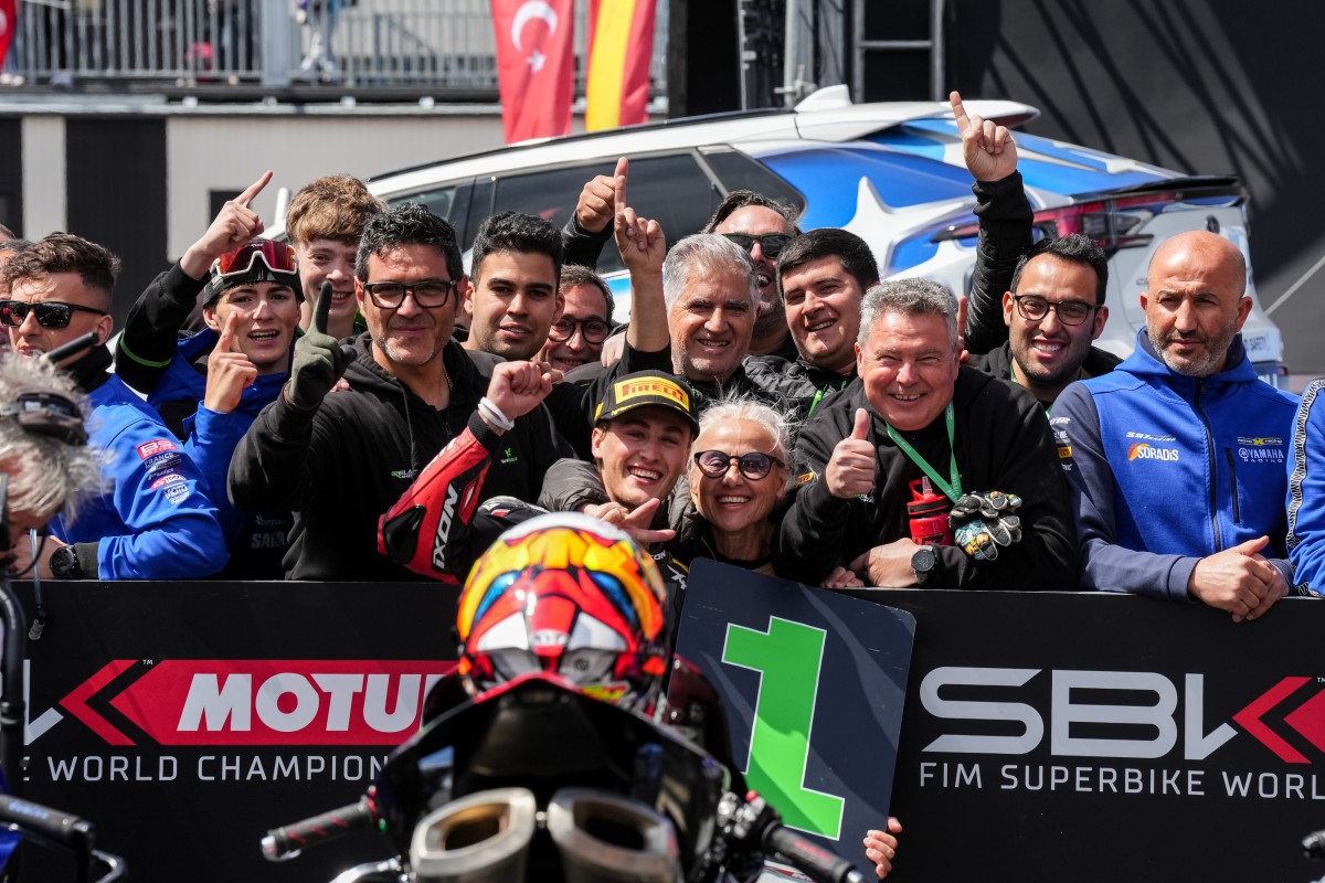 Хайме Масиа взял первую победу World Supersport в Мосте Хайме Масиа взял первую победу World Supersport в Мосте