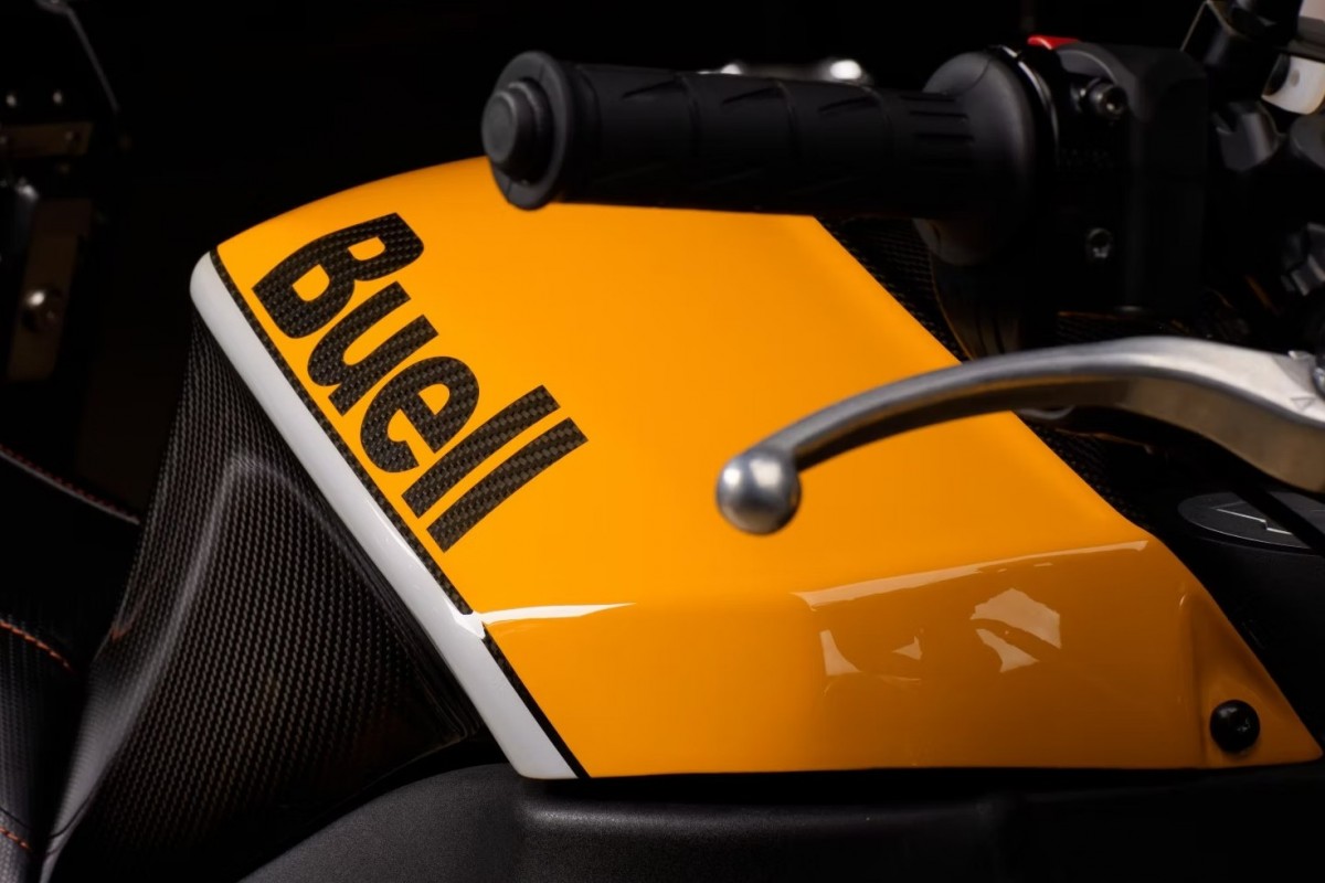 Buell SuperTouring 1199 Buell SuperTouring 1199