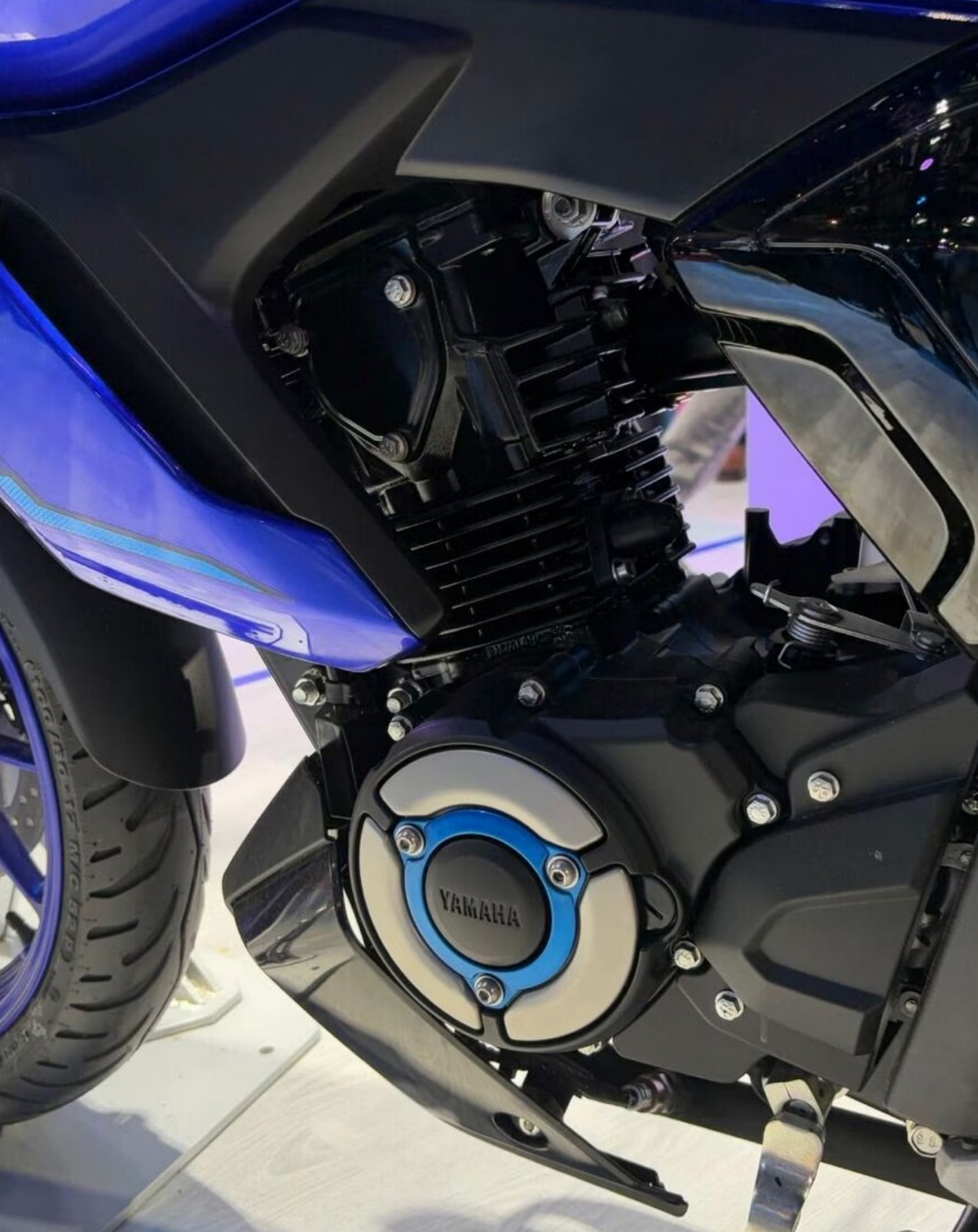 Yamaha FZ-S Fi Hybrid с системой SMG Yamaha FZ-S Fi Hybrid с системой SMG