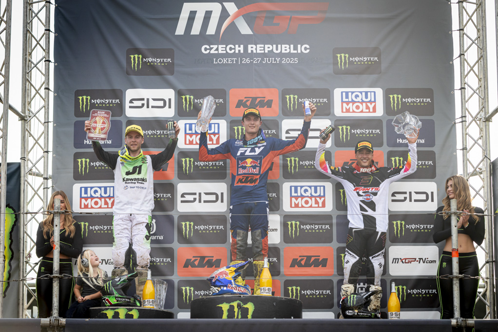 Подиум Гран-При Чехии MXGP 2025 Подиум Гран-При Чехии MXGP 2025