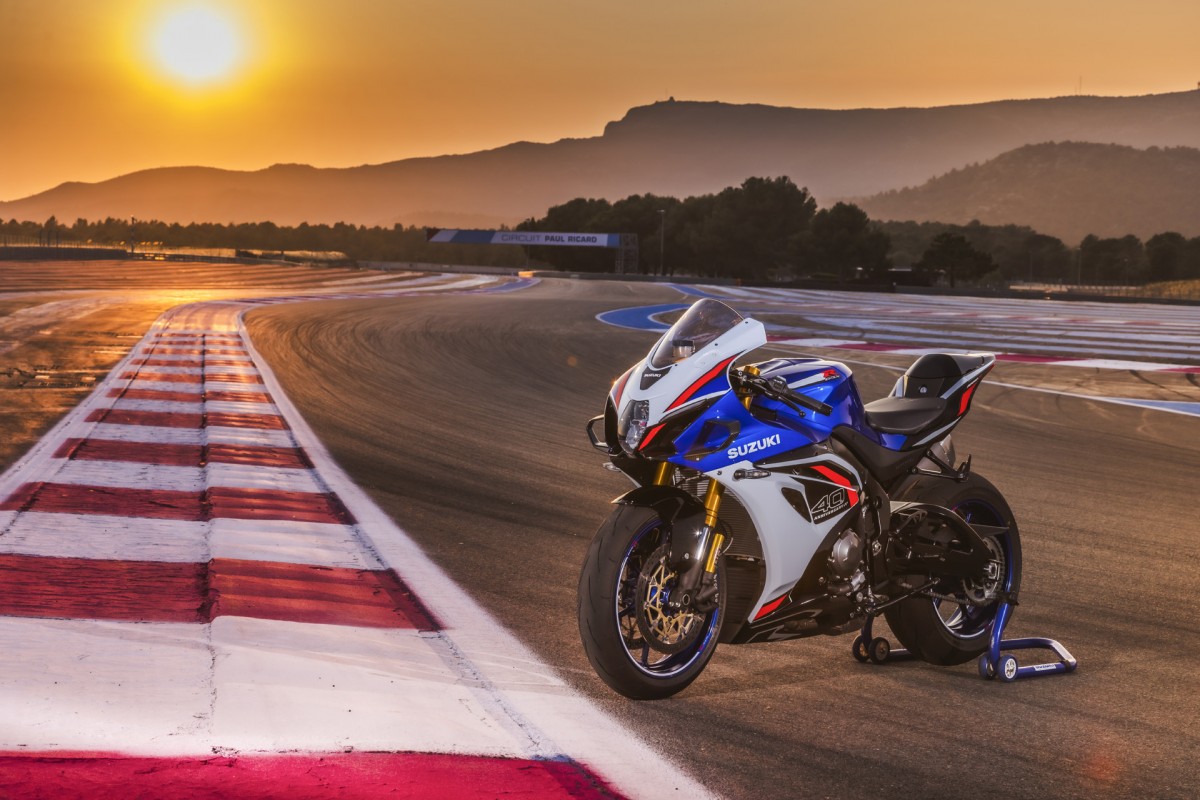 Новый Suzuki GSX-R1000R (2025) Новый Suzuki GSX-R1000R (2025)