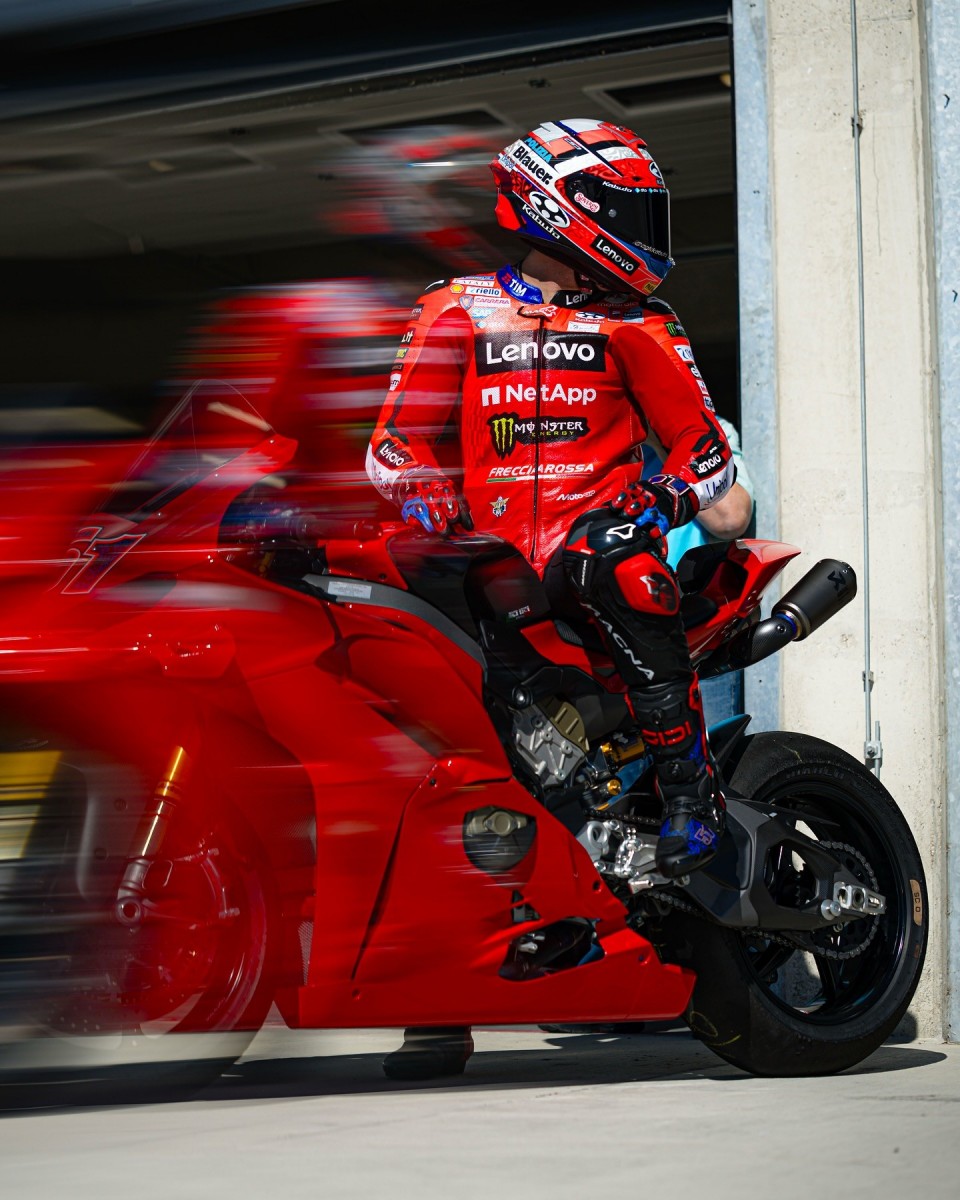 Миккеле Пирро, тест-пилот Ducati Corse Миккеле Пирро, тест-пилот Ducati Corse