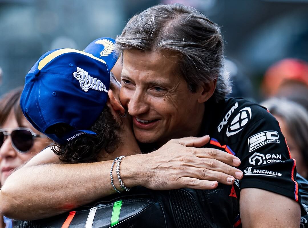 Марко Беццекки сегодня абсолютно бесценен для Aprilia Racing, потому что второго такого нет Марко Беццекки сегодня абсолютно бесценен для Aprilia Racing, потому что второго такого нет