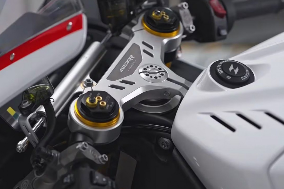 ZXMoto 820RR (2026) ZXMoto 820RR (2026)