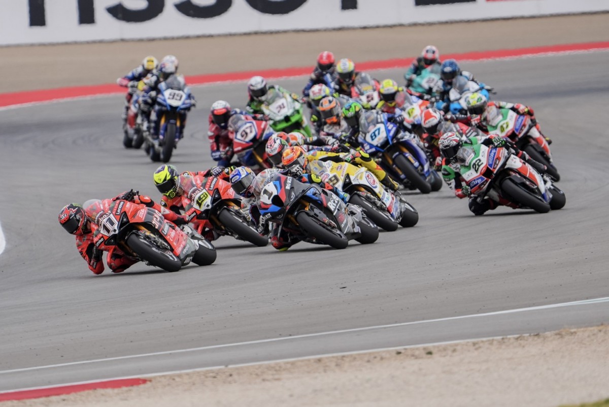 Старт Superpole Race в Арагоне Старт Superpole Race в Арагоне